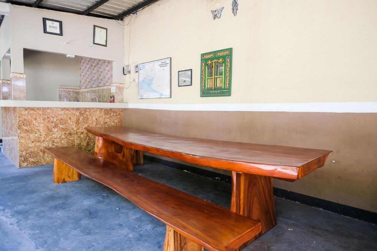 Reddoorz Near Umy Yogyakarta Hotel Ngabean Ngoại thất bức ảnh