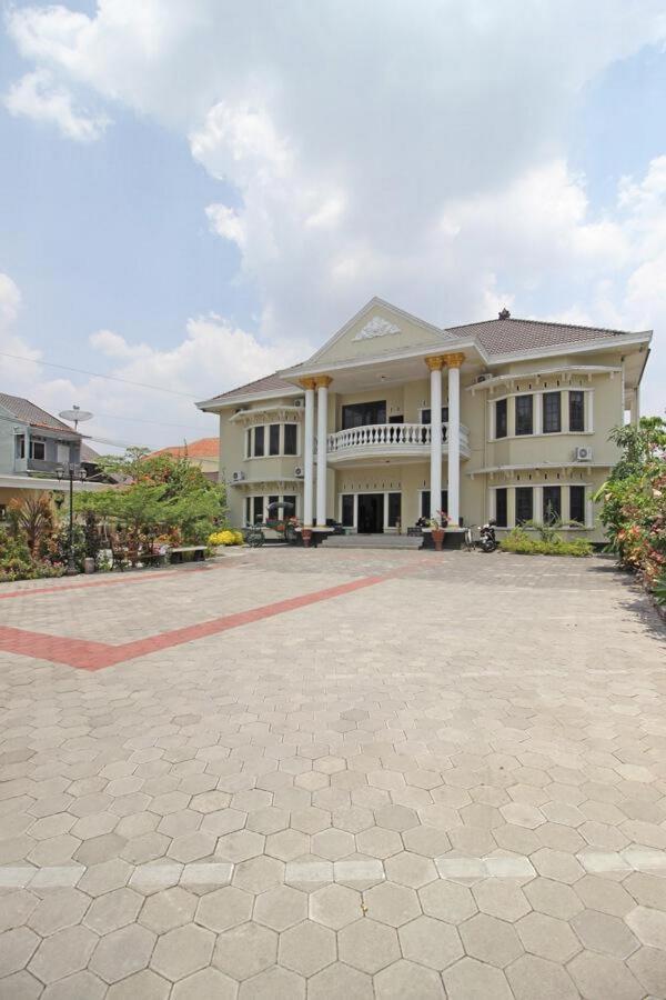 Reddoorz Near Umy Yogyakarta Hotel Ngabean Ngoại thất bức ảnh